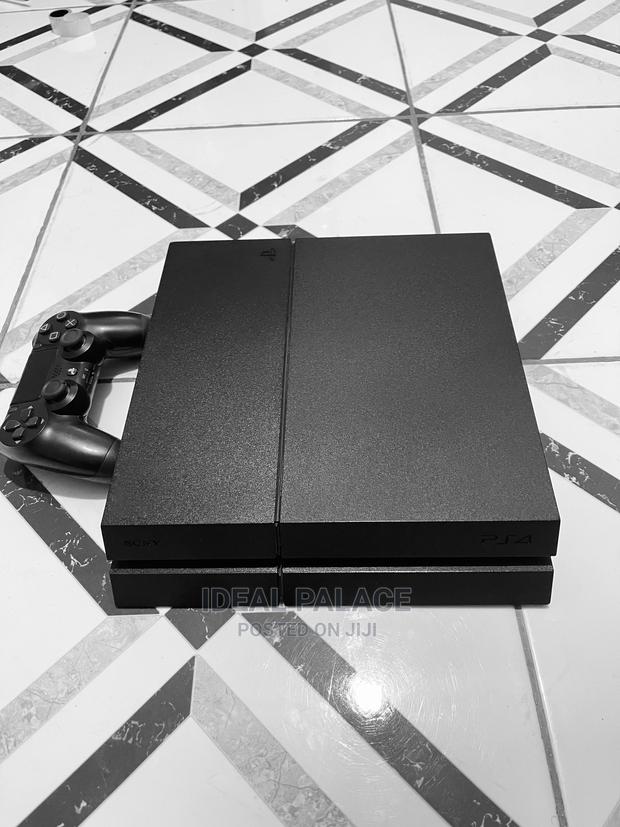 Ps4 Fat With 5 Games · Photo 3