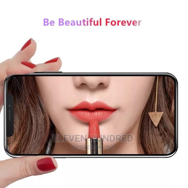 iPhone 13 Series Mirror Screen Protecor · Photo 1