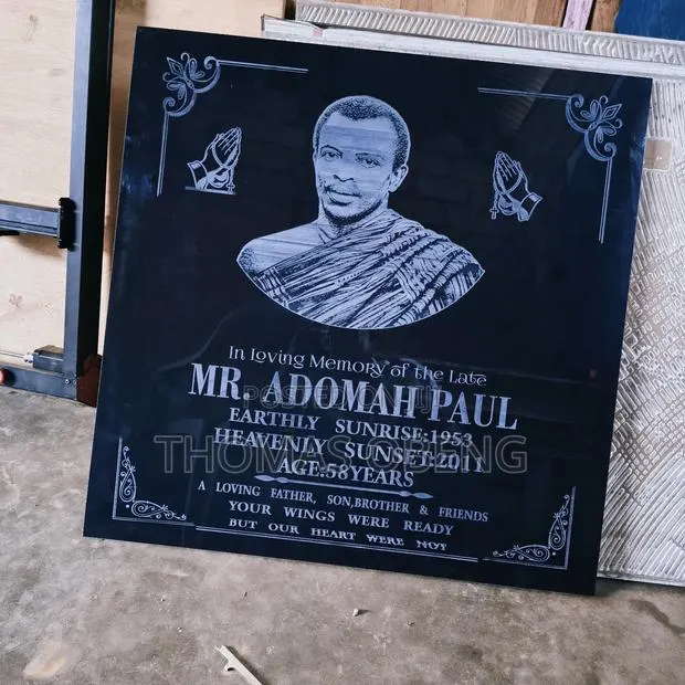 Head Stone Plaque · Photo 1