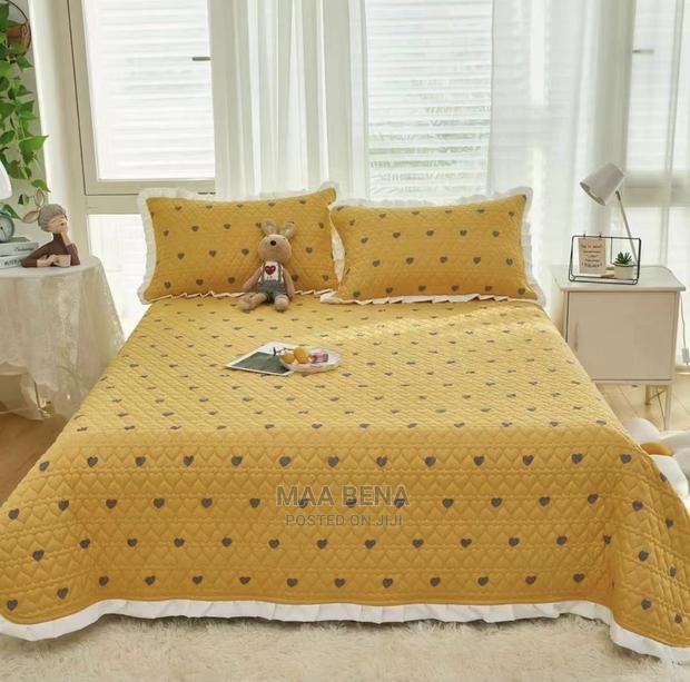 Bedspread + 2 Pillowcases · Photo 1
