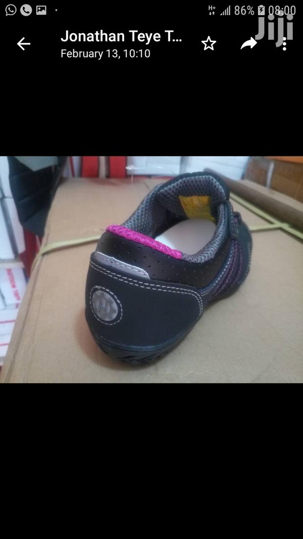 Safety Boots For Ladies · Photo 4