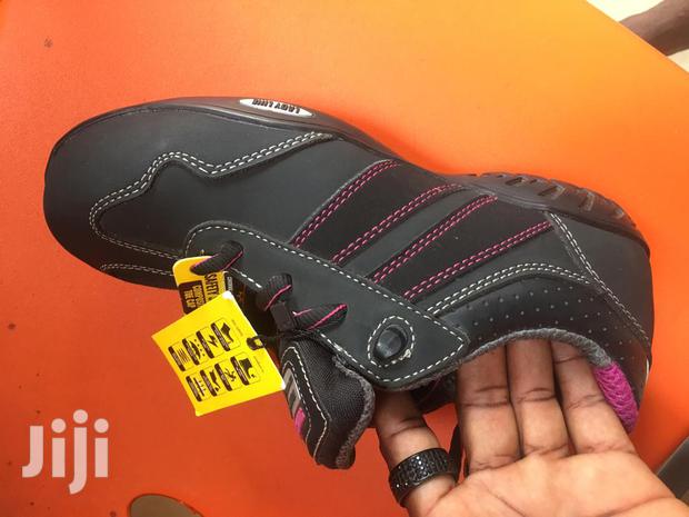Safety Boots For Ladies · Photo 3