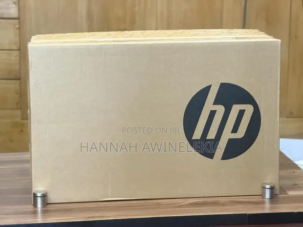 New Laptop HP 15 16GB AMD Ryzen 5 SSD 512GB · Photo 1