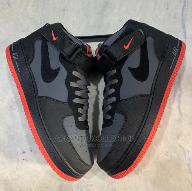 Nike Air Force 1 Mid 07 · Photo 2