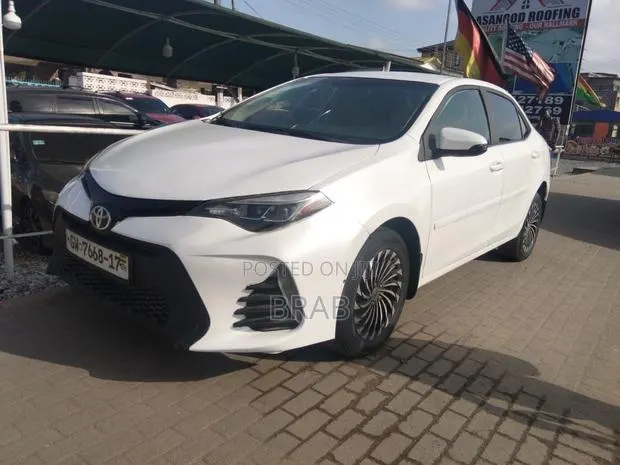 Toyota Corolla L 4dr Sedan (1.8L 4cyl 4A) 2014 White · Photo 1