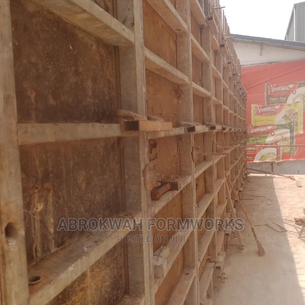 Retaining Wall/Columns/Scaffolds/Bridge/Gutter/Kumasi · Photo 3