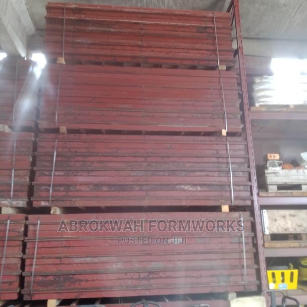 Retaining Wall/Formwork/Columns/Scaffolds/Slabs/Decking/ · Photo 2