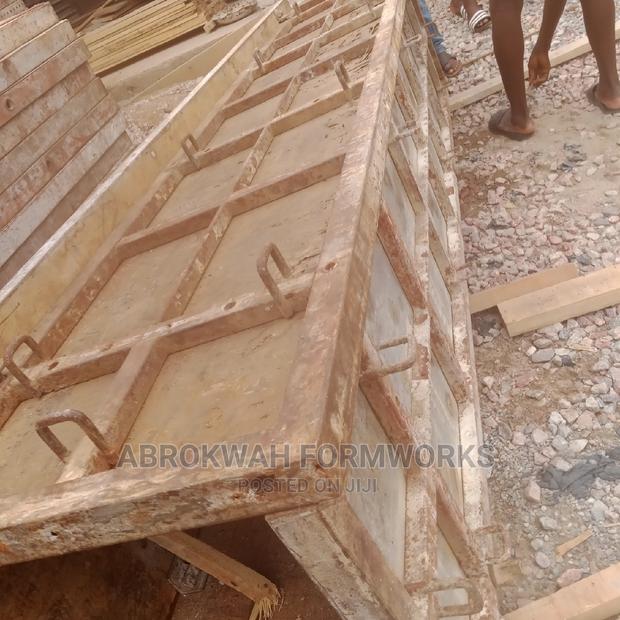 Retaining Wall/Formwork/Columns/Scaffolds/Slabs/Decking/ · Photo 4