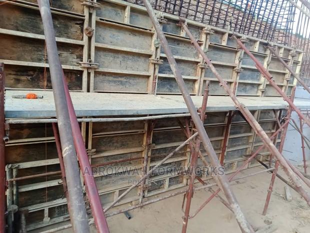 Retaining Wall/Formwork/Columns/Scaffolds/Slabs/Decking/ · Photo 5