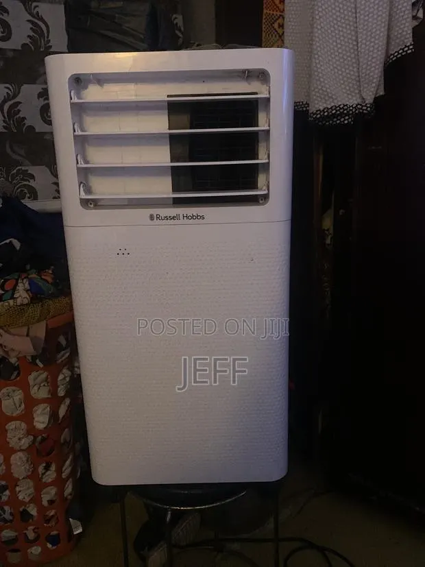 Standing Ac · Photo 1