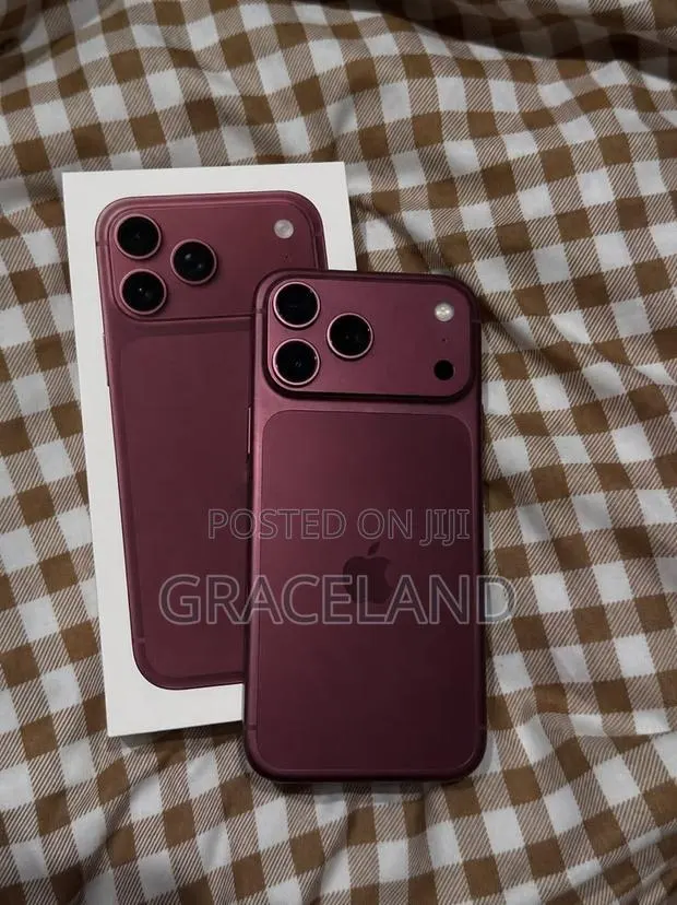 New Apple iPhone 18 Pro 256 GB Red · Photo 1