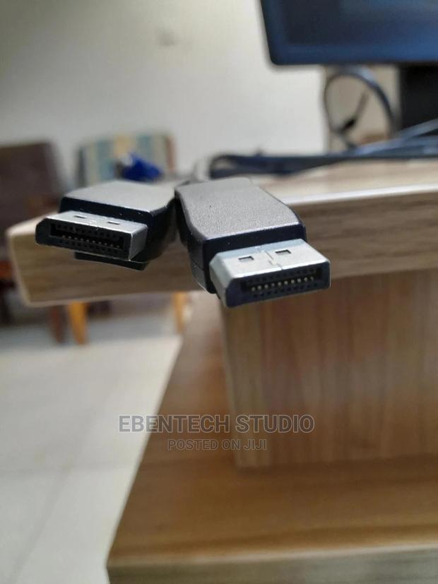 Display Port (DP) to Display Port (DP) Cable · Photo 2