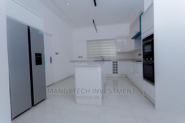 Furnished 4bdrm Mansion in Nmai-Dzorn for sale · Photo 4