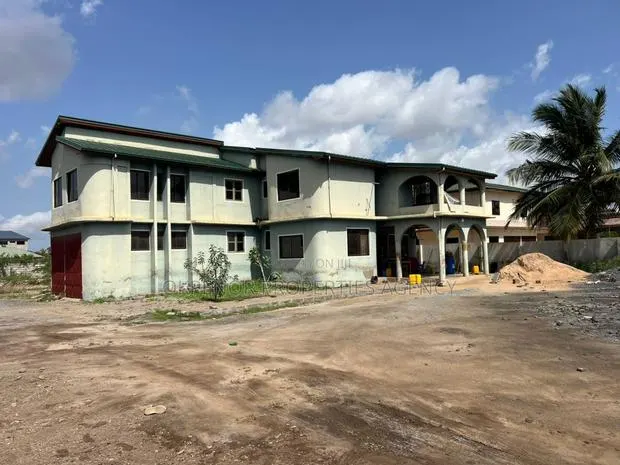 6bdrm House in Afienya, Greater Accra for rent · Photo 1