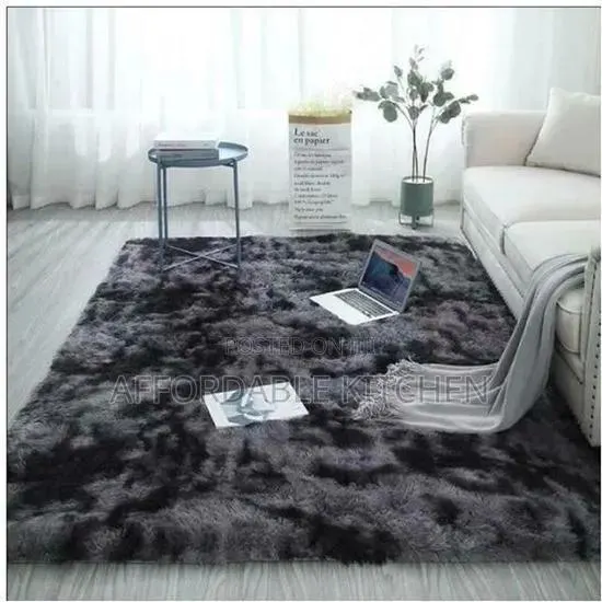 Luxury Fluffy Carpet · Photo 1