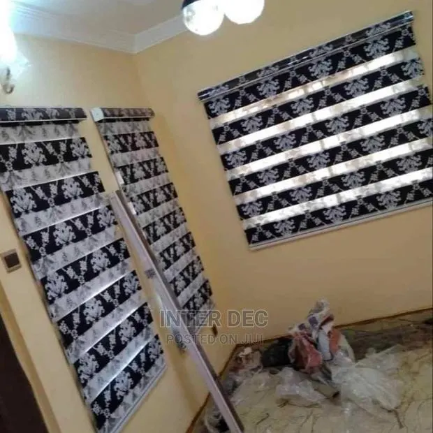 Beautiful Flower Design Curtains Blinds · Photo 1