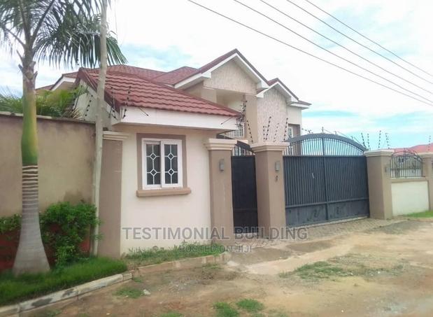 5bdrm House in Testimonial Building, East Legon for Sale · Photo 3
