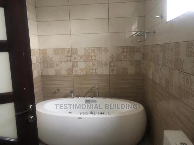 4bdrm House in Testimonial Building, Adenta for Sale · Photo 2