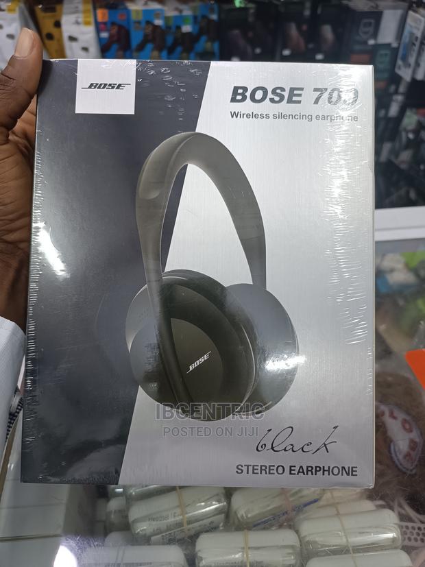 Bose 700 Wireless Headset · Photo 4