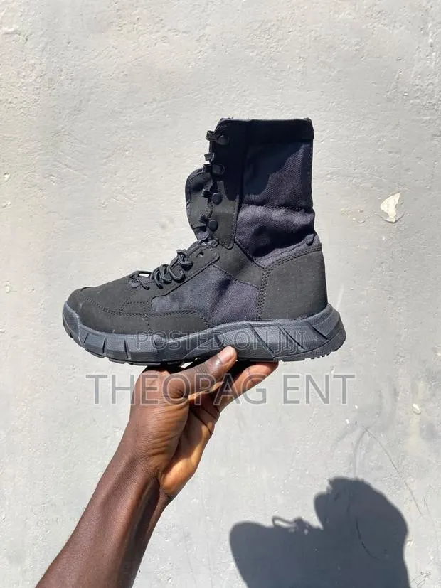 Tactical Combat Boots - Military Style · Photo 1