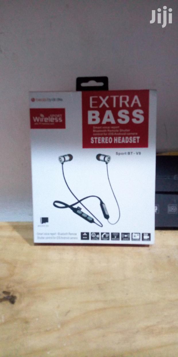 Extra Bass Headset · Photo 1