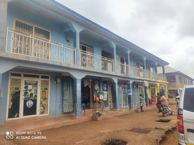 37bdrm House With 10 Shops for Sale in Kenyase · Photo 1