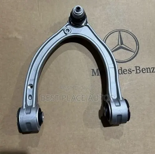 C300 4matic W205 2018 Upper Control Arm · Photo 1