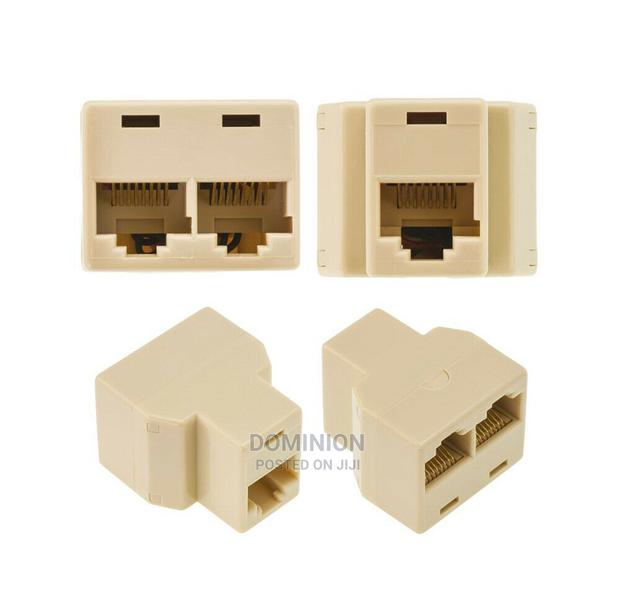 2 Ways Rj45 Network Splitter/ Coupler · Photo 2