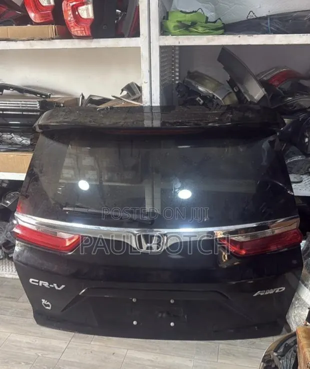2017–2021 Honda CR-V Complete Rear Tailgate/Boot Lid. · Photo 1