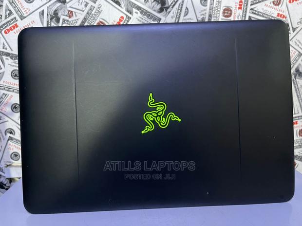 Laptop Razer Blade 16GB Intel Core I7 SSD 1T · Photo 1