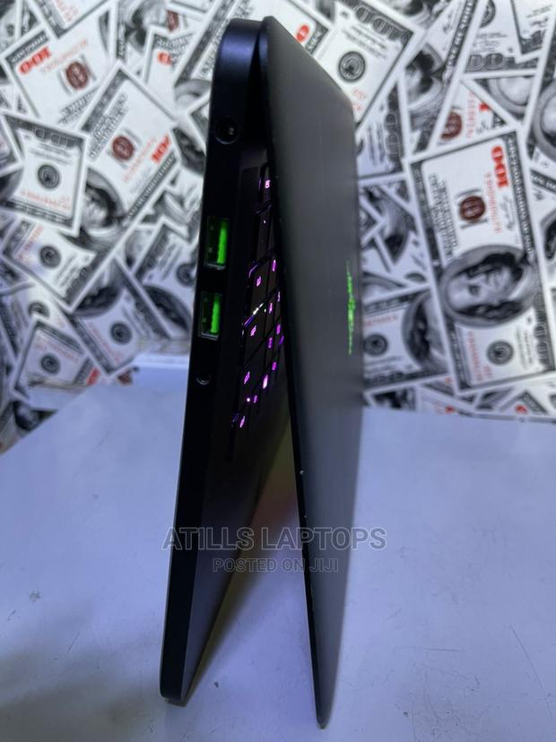 Laptop Razer Blade 16GB Intel Core I7 SSD 1T · Photo 5