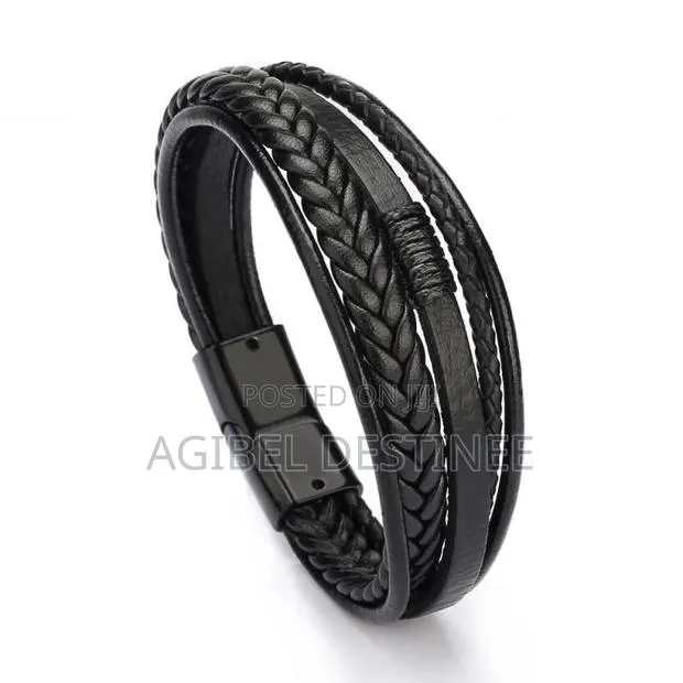Fashion Leather Bracelet · Photo 1
