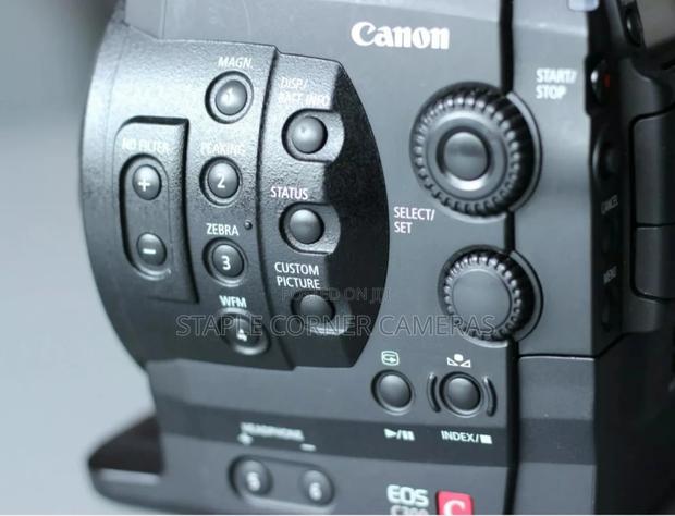 Canon EOS C300 Digital Camcorder · Photo 2