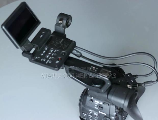 Canon EOS C300 Digital Camcorder · Photo 1