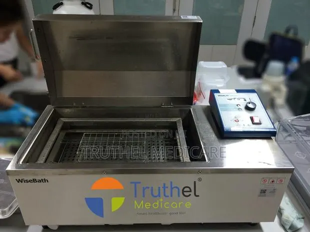 Laboratory Water Bath (Electric) · Photo 1