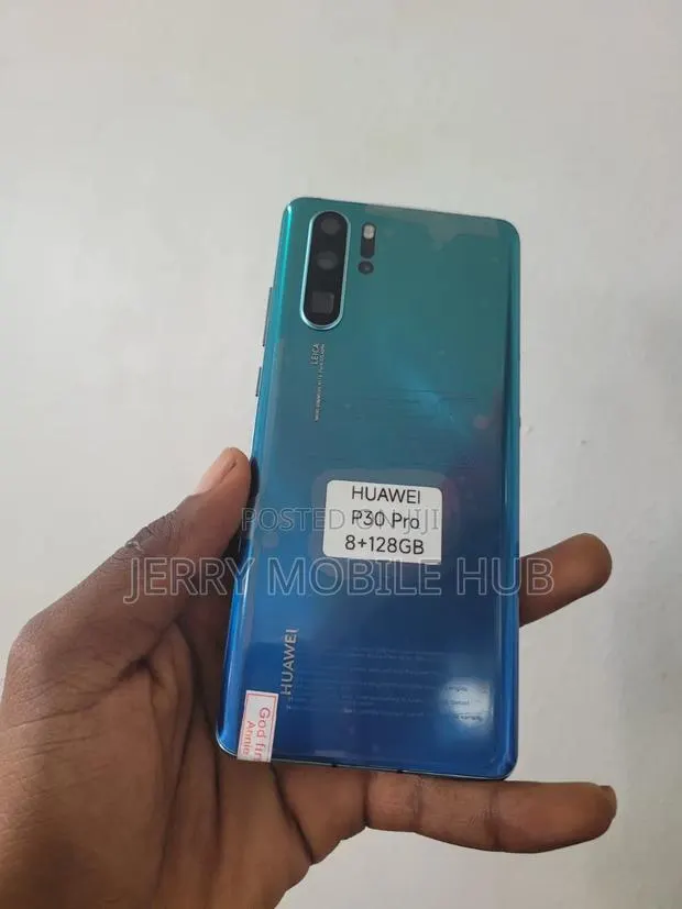 Huawei P30 Pro 128 GB Blue · Photo 1