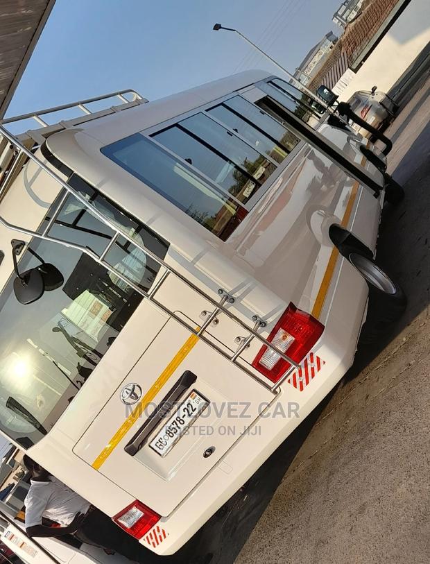 Car Rentals. Toyota Coaster Buses for Hire / Rent in Ghana · Photo 4