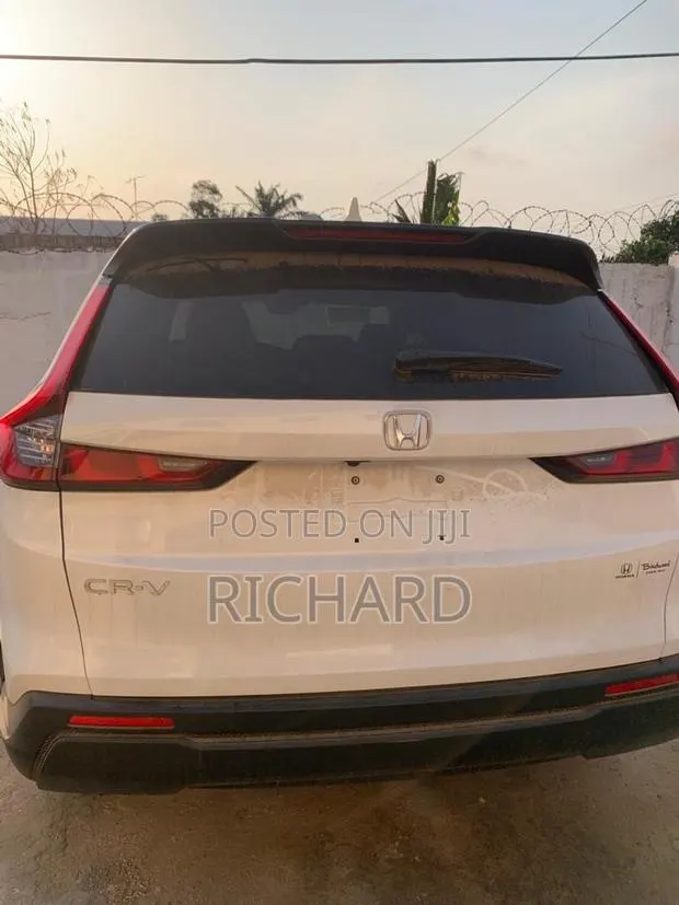 Honda CR-V 2025 White · Photo 1