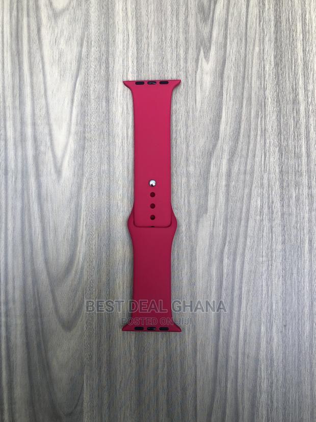 Apple Watch Silicone Strap · Photo 4