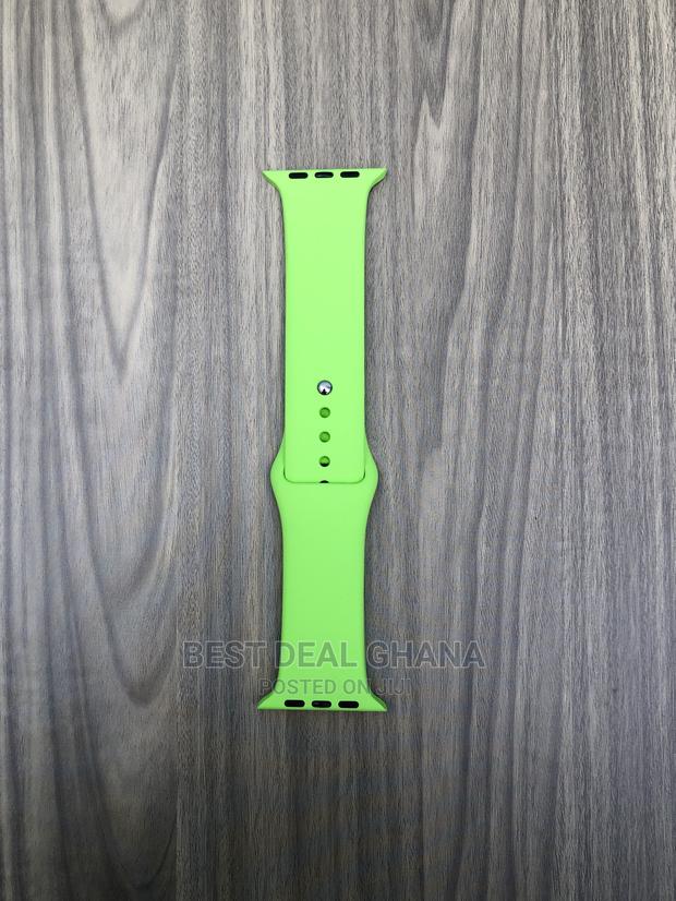 Apple Watch Silicone Strap · Photo 3