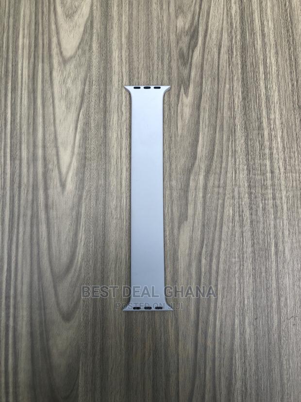 Apple Watch Silicone Strap · Photo 7