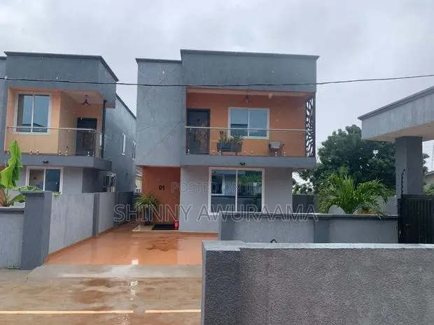 3bdrm Townhouse / Terrace in Oyarifa, Owusu Ansah for rent · Photo 1