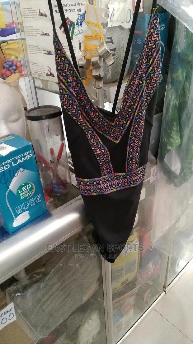 Swim Costume for Ladies · Photo 1