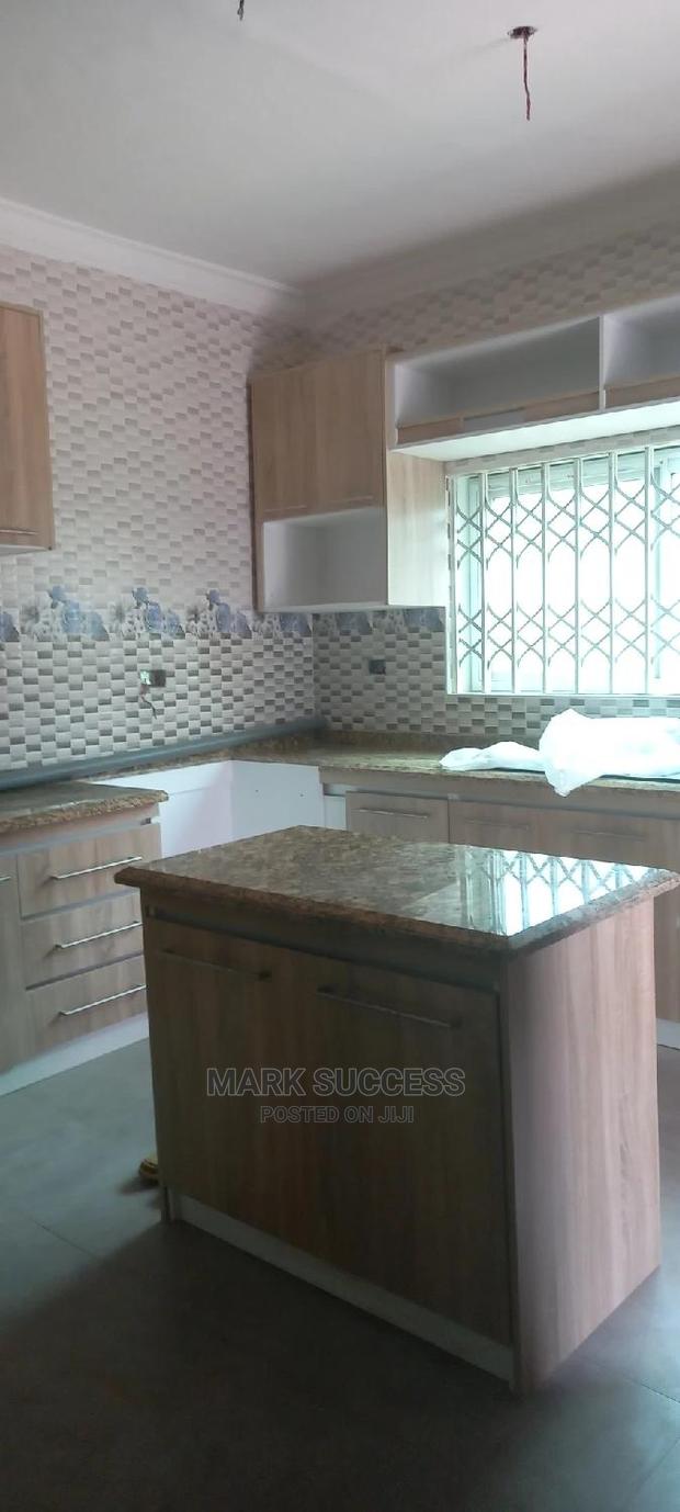 4bdrm Duplex in Kasoa for sale · Photo 8