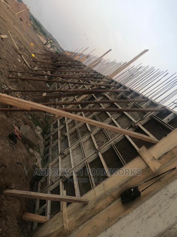 Retaining Wall/Formwork/Pillars/Columns/ · Photo 5