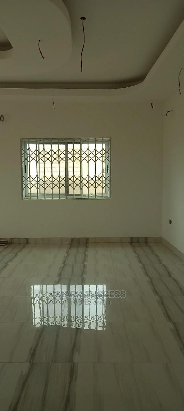 4bdrm Duplex in Kasoa for sale · Photo 6