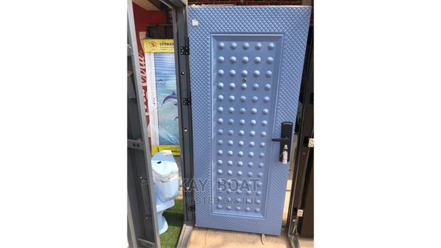 Standard Door With All Accessories Available. · Photo 1