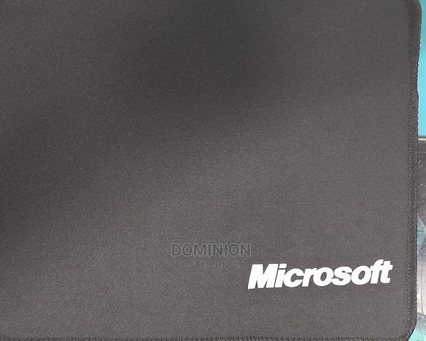 Durable Mouse Pad · Photo 1