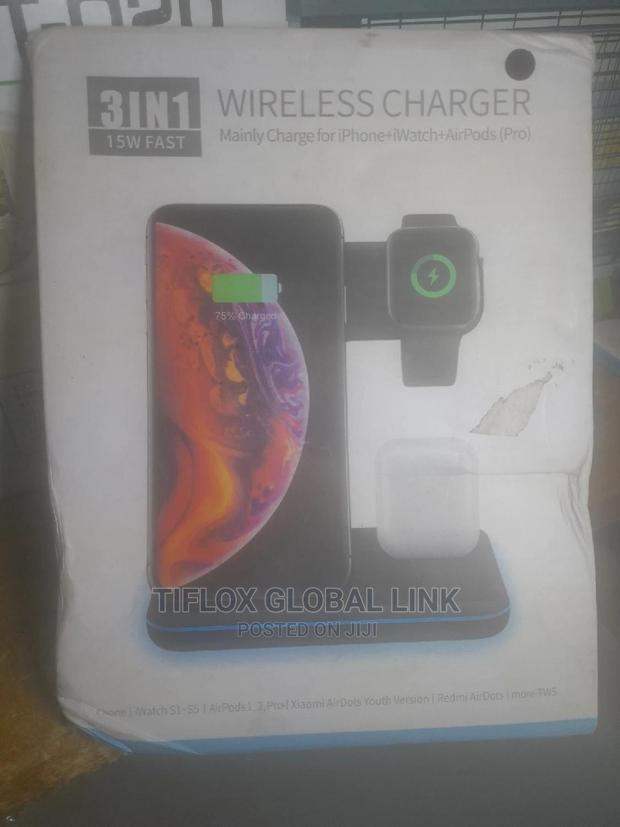 3in1 Wireless Charger Uk · Photo 3