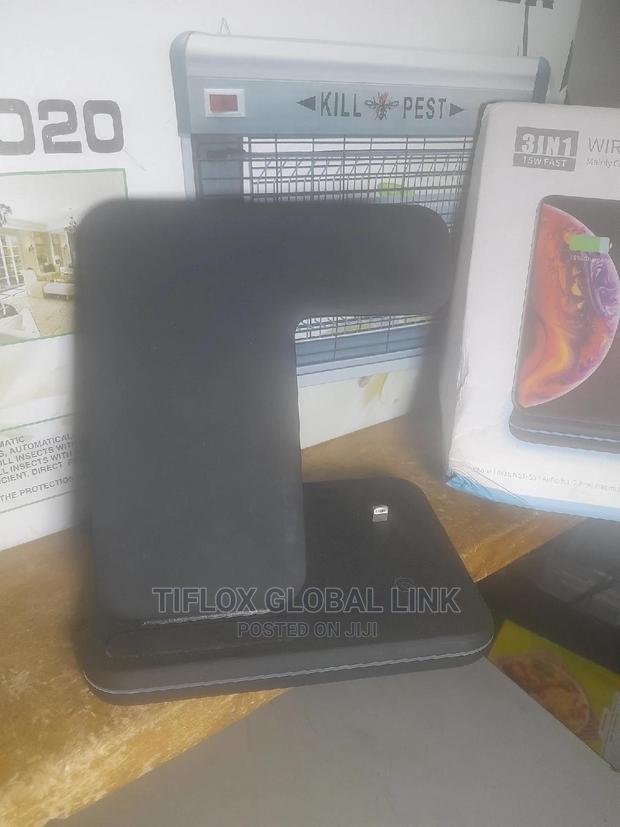 3in1 Wireless Charger Uk · Photo 4